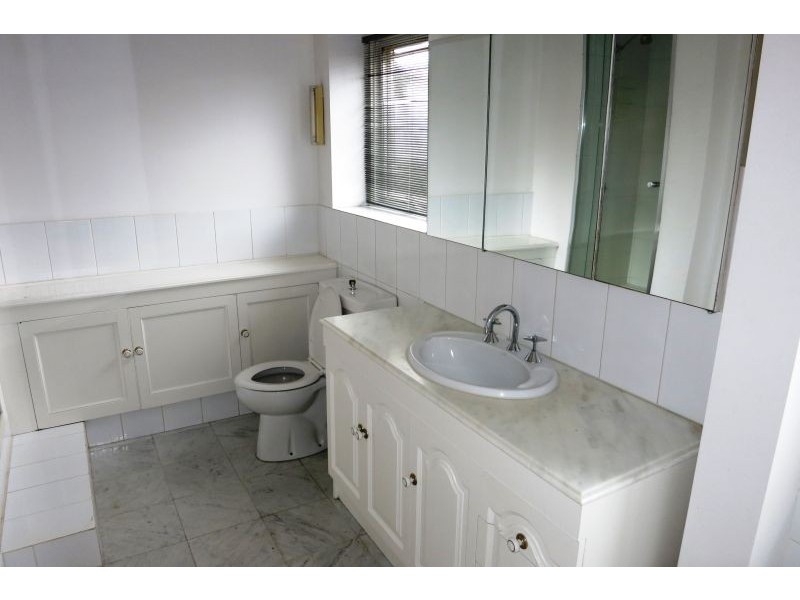 11 Boston Road, Balwyn VIC 3103