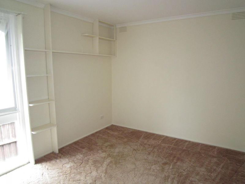 2/18 Thames Street, Box Hill North VIC 3129