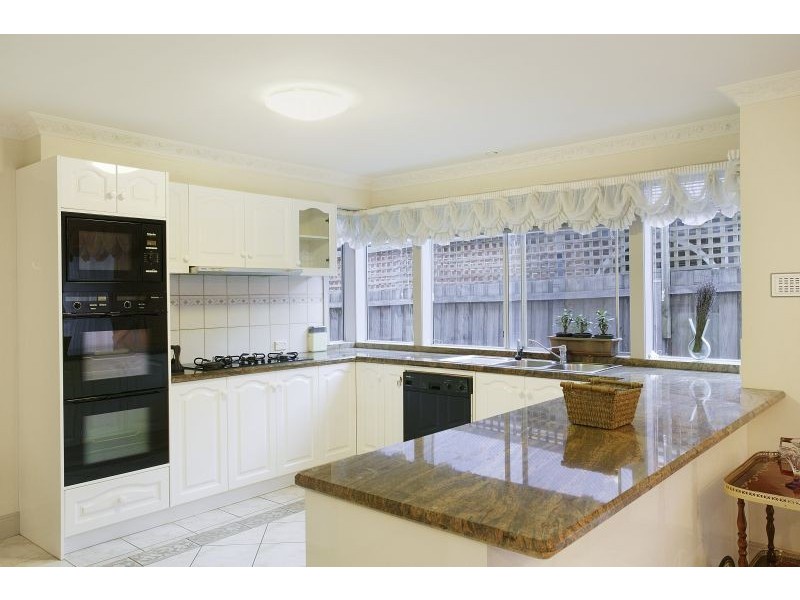 18 Campbell Street, Kew VIC 3101