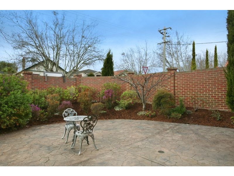 18 Campbell Street, Kew VIC 3101