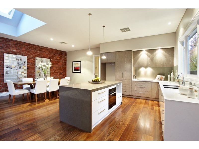 7 Station Street, Kew East VIC 3102