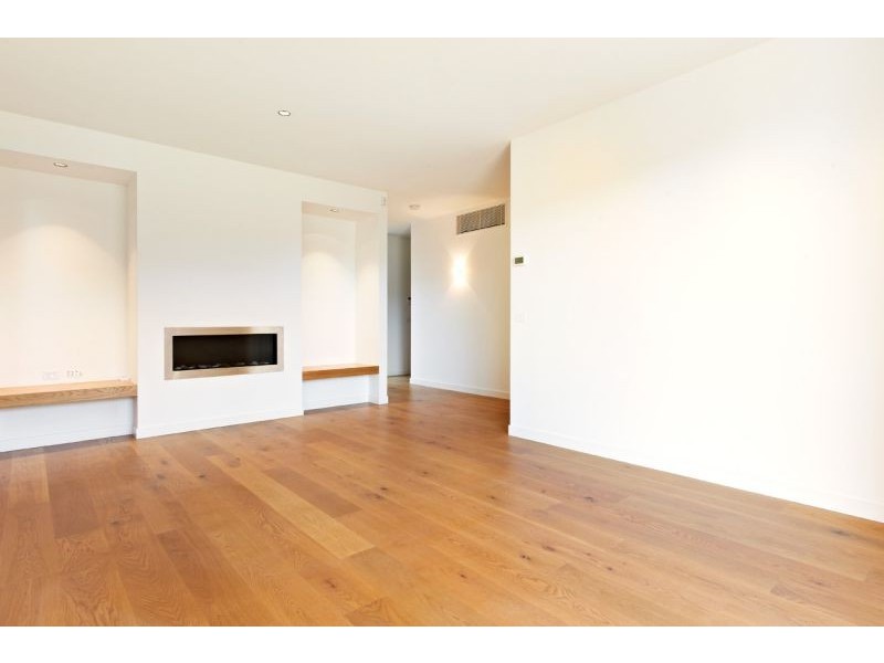 52 Main Drive, Kew VIC 3101