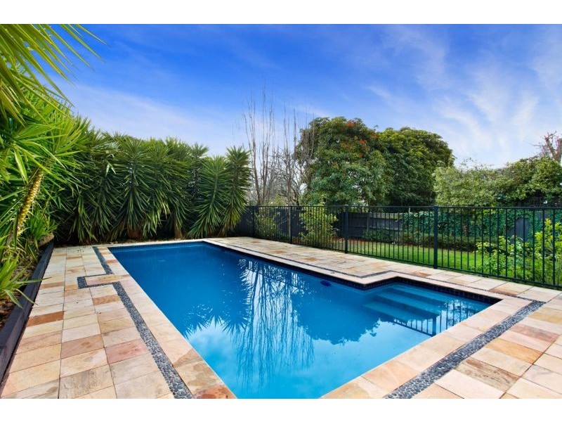 2 Lawson Street, Balwyn North VIC 3104