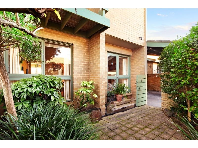 11/4 Kireep Road, Balwyn VIC 3103