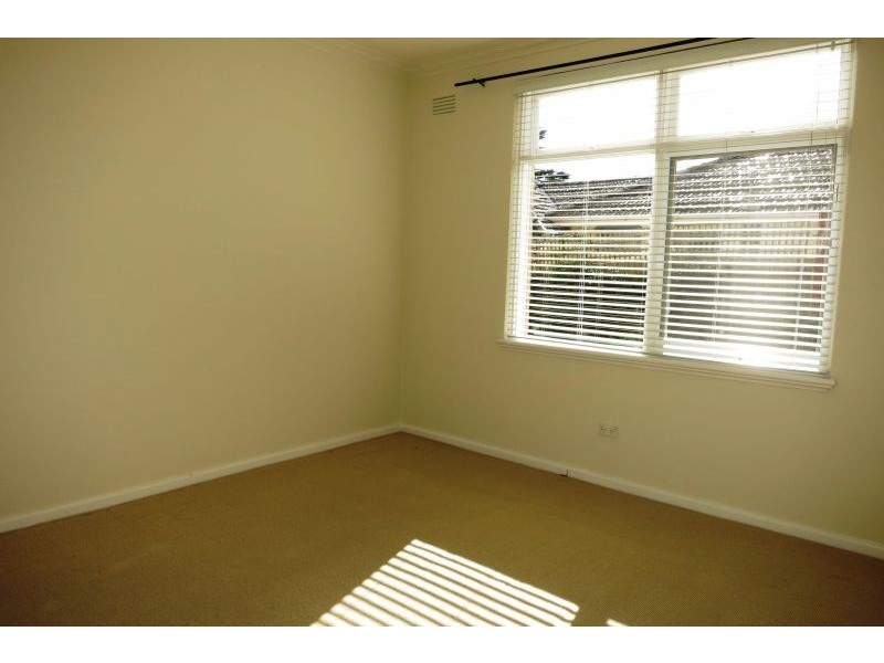 1/5 Willow Grove, Camberwell VIC 3124