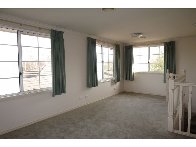 2/2 Wolseley Street, Mont Albert VIC 3127