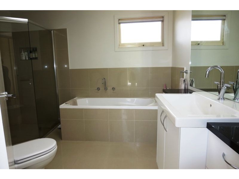 5/11 Yarrbat Ave, Balwyn VIC 3103