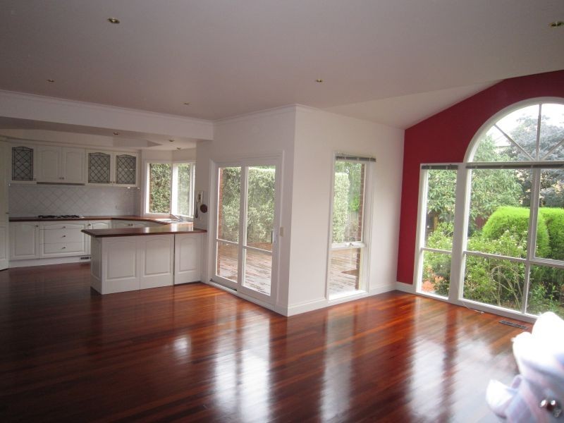 14 Halley Avenue, Camberwell VIC 3124