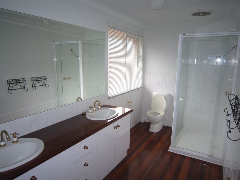 14 Halley Avenue, Camberwell VIC 3124