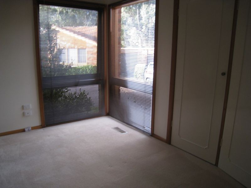 2/32 Ballamore Crescent, Doncaster VIC 3108