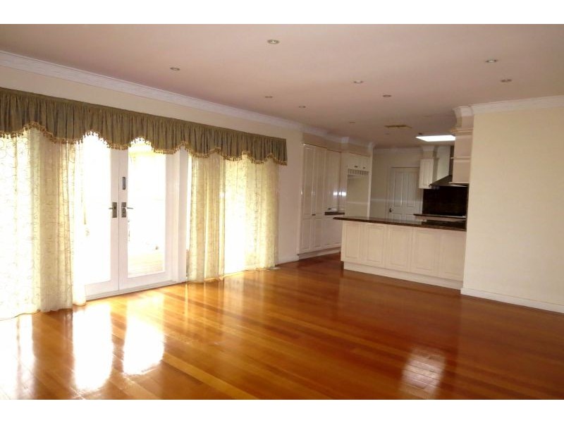 30 Clifton Street, Balwyn VIC 3103
