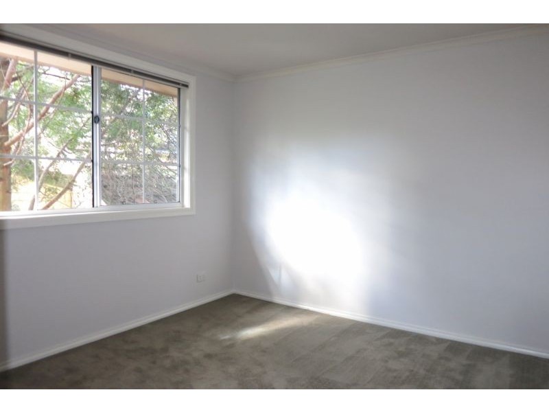 2/2 Wolseley Close, Mont Albert VIC 3127