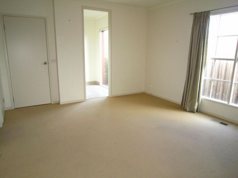 13C Puerta Street, Burwood VIC 3125