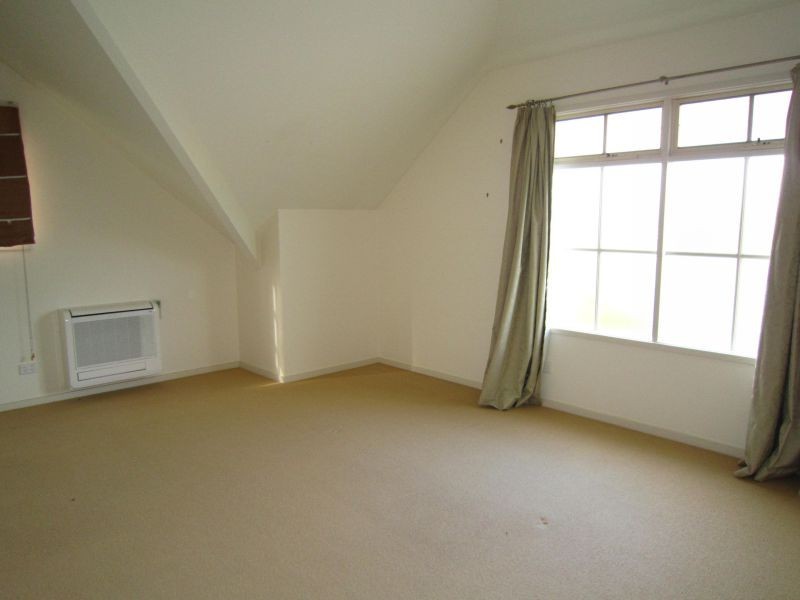 13C Puerta Street, Burwood VIC 3125