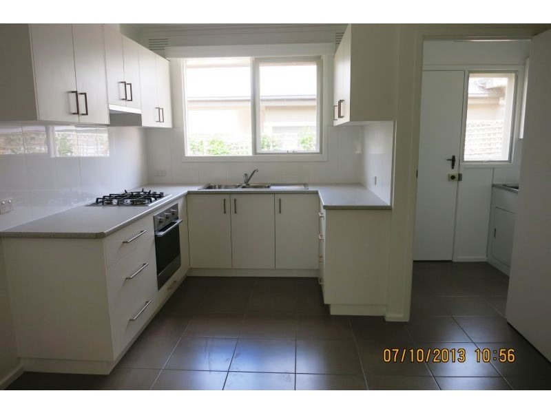 2/84 Rochester Road, Balwyn VIC 3103