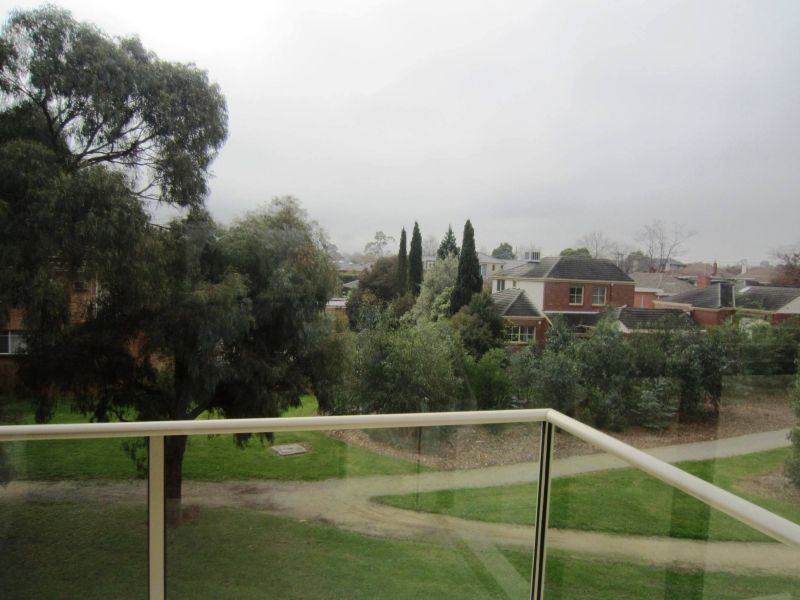 11/1072 Burke Road, Kew VIC 3101