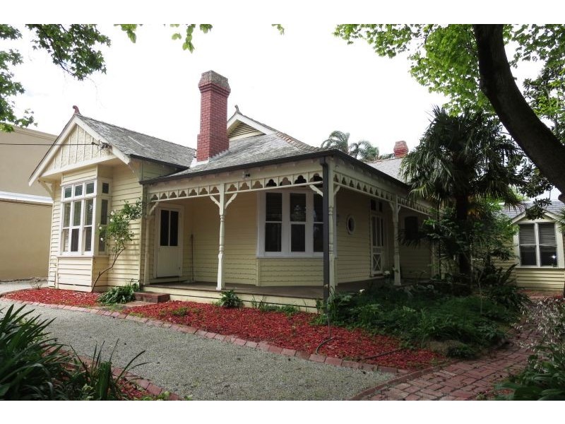 44 Alexandra Ave, Canterbury VIC 3126