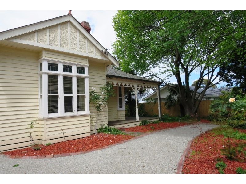 44 Alexandra Ave, Canterbury VIC 3126