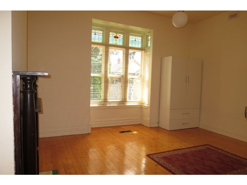 44 Alexandra Ave, Canterbury VIC 3126