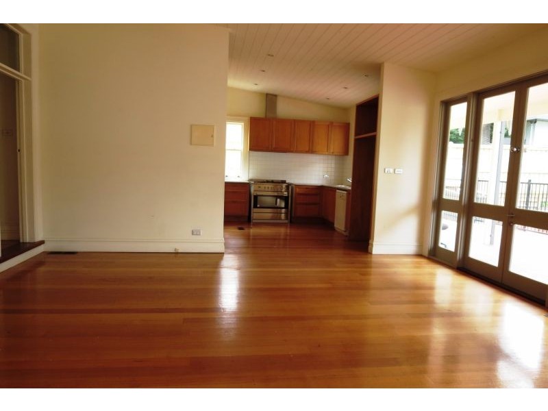 44 Alexandra Ave, Canterbury VIC 3126