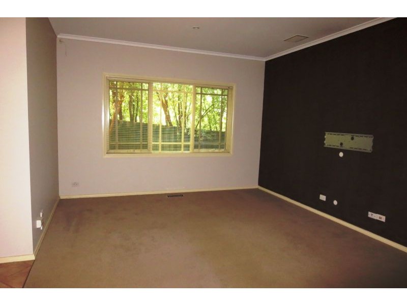 2/99 Dorking Road, Box Hill North VIC 3129