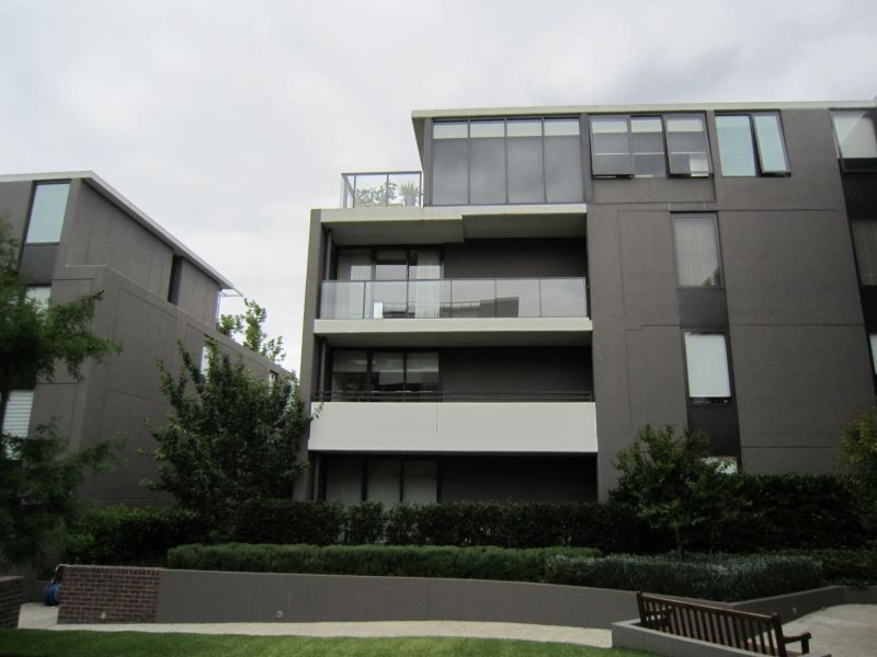 201/53 Chaucer Crescent, Canterbury VIC 3126