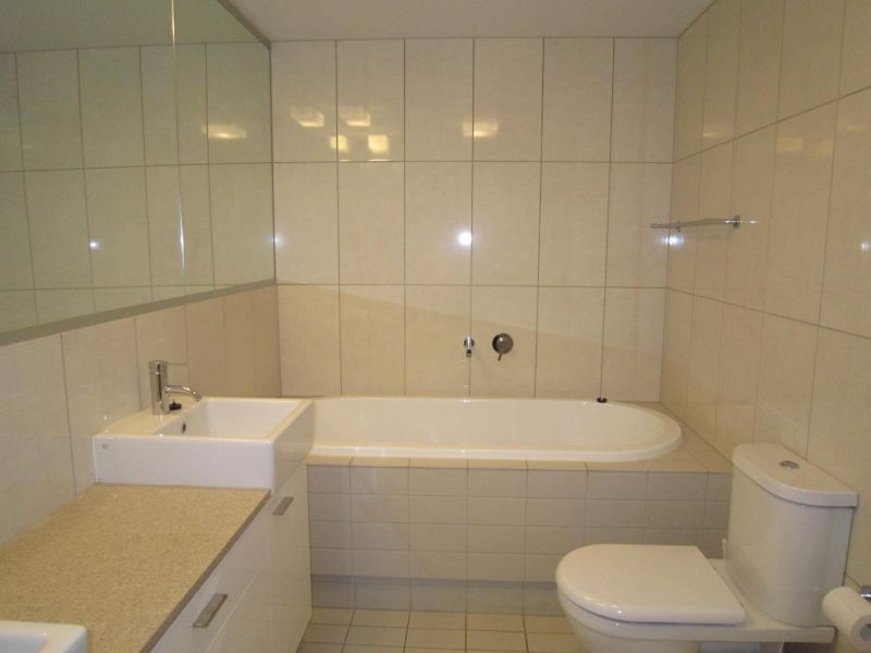 201/53 Chaucer Crescent, Canterbury VIC 3126