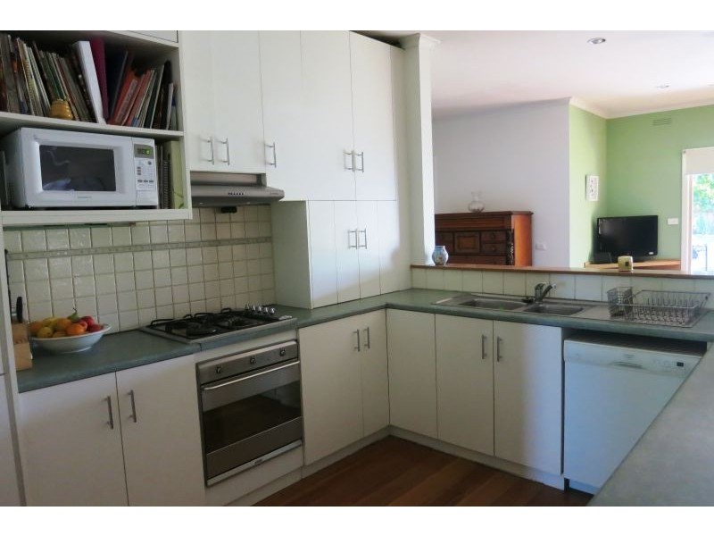 33 Briggs Street, Mont Albert North VIC 3129