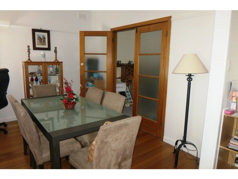 33 Briggs Street, Mont Albert North VIC 3129