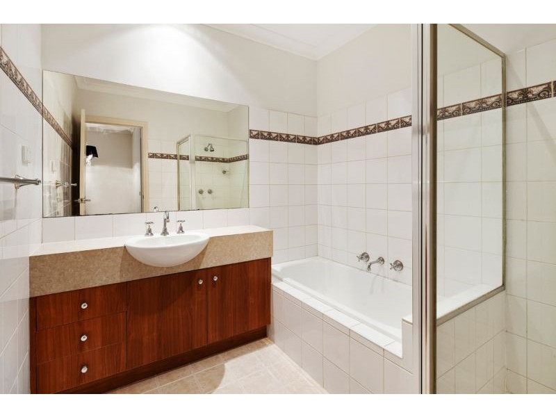 3/19 Cambridge St, Box Hill VIC 3128