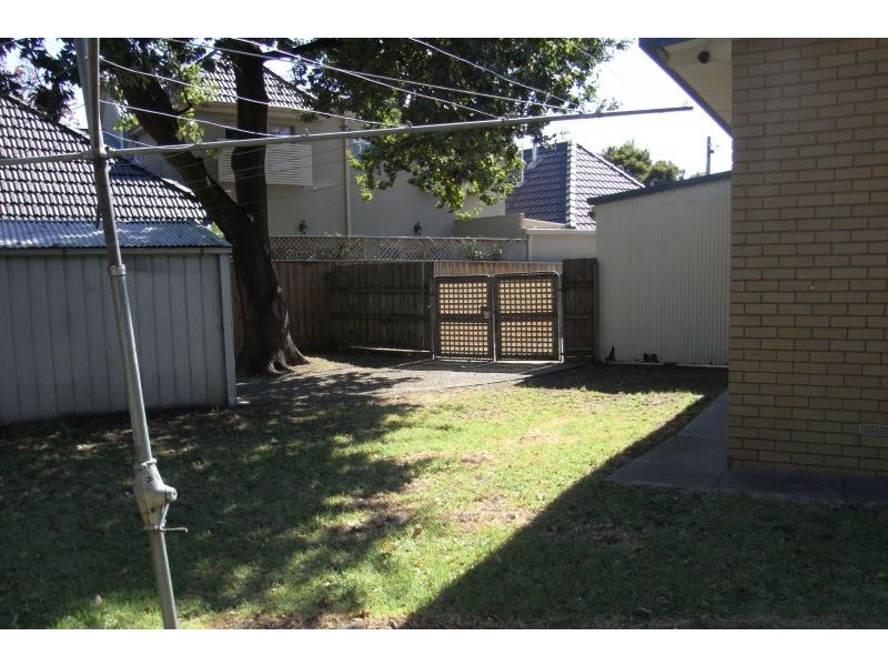 9 Floreat Court, Glen Waverley VIC 3150