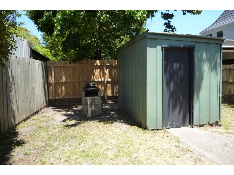 9 Floreat Court, Glen Waverley VIC 3150