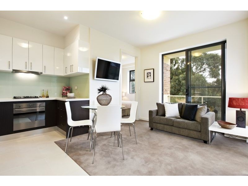 11/1072 Burke Road, Kew VIC 3101