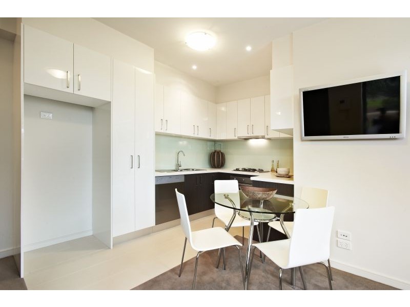 11/1072 Burke Road, Kew VIC 3101