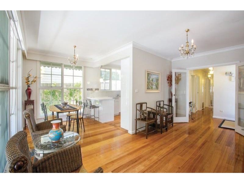 2/42 Alexandra Avenue, Canterbury VIC 3126