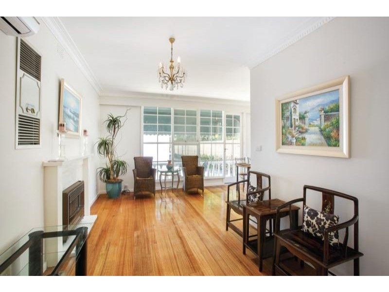 2/42 Alexandra Avenue, Canterbury VIC 3126