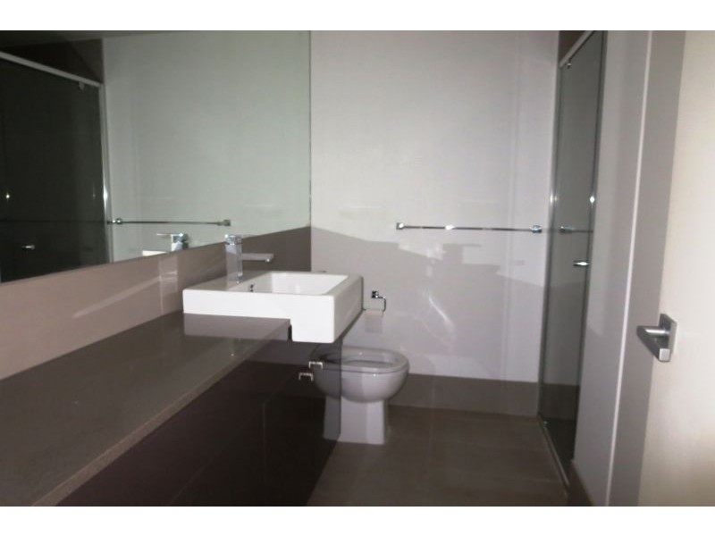 2/1062 Burke Road, Kew VIC 3101