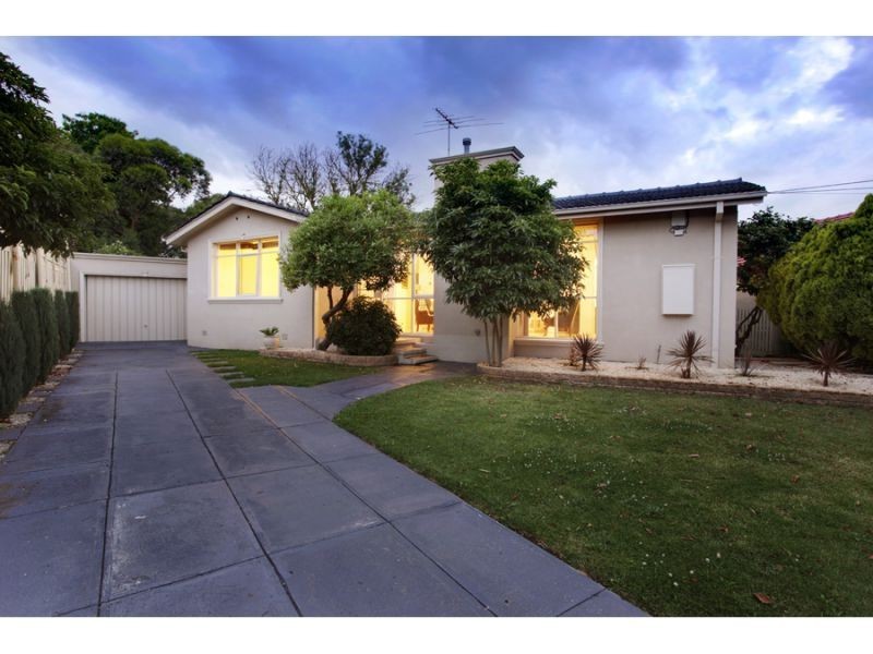 21 Toolang Court, Mount Waverley VIC 3149
