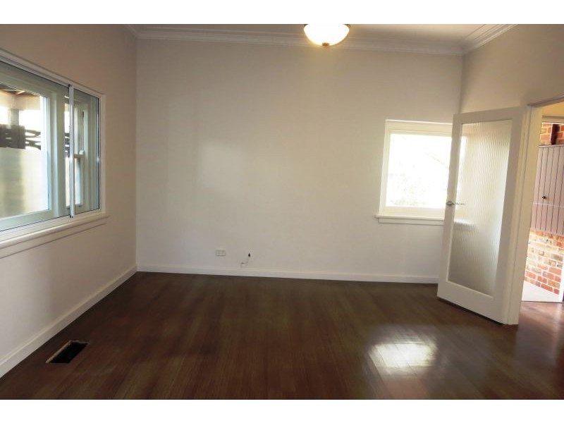 10A Smythe Ave, Mont Albert VIC 3127