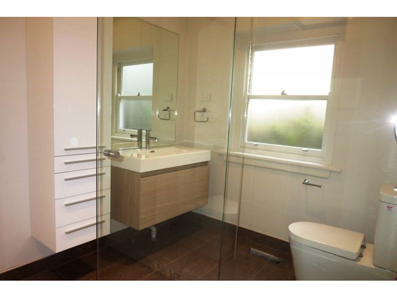 10A Smythe Ave, Mont Albert VIC 3127