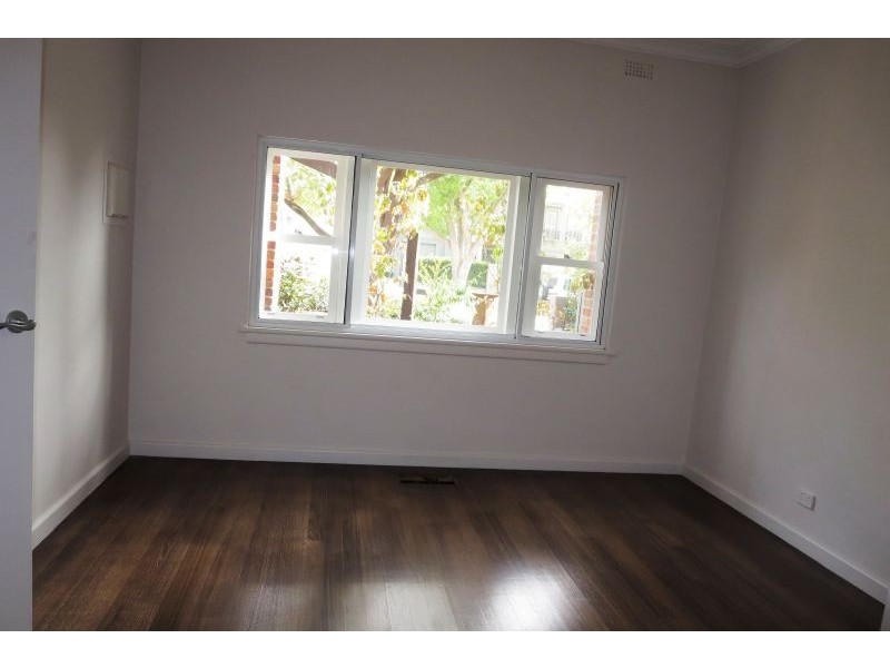 10A Smythe Ave, Mont Albert VIC 3127