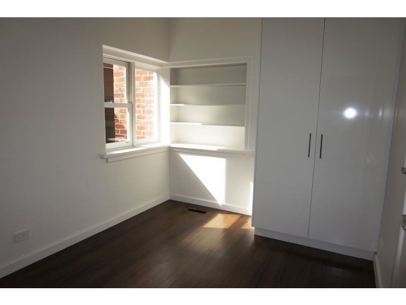 10A Smythe Ave, Mont Albert VIC 3127