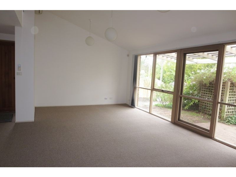 2/25 View Street, Mont Albert VIC 3127