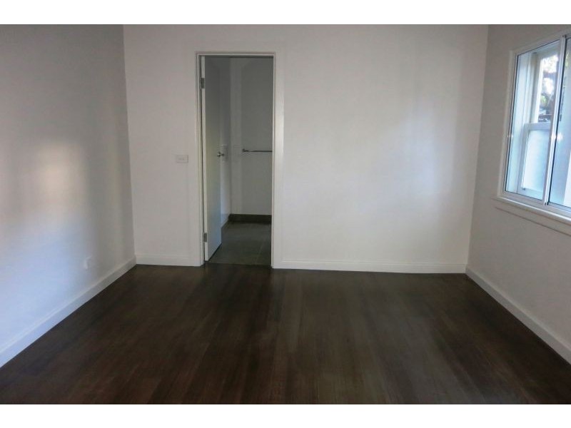 10A Smythe Ave, Mont Albert VIC 3127