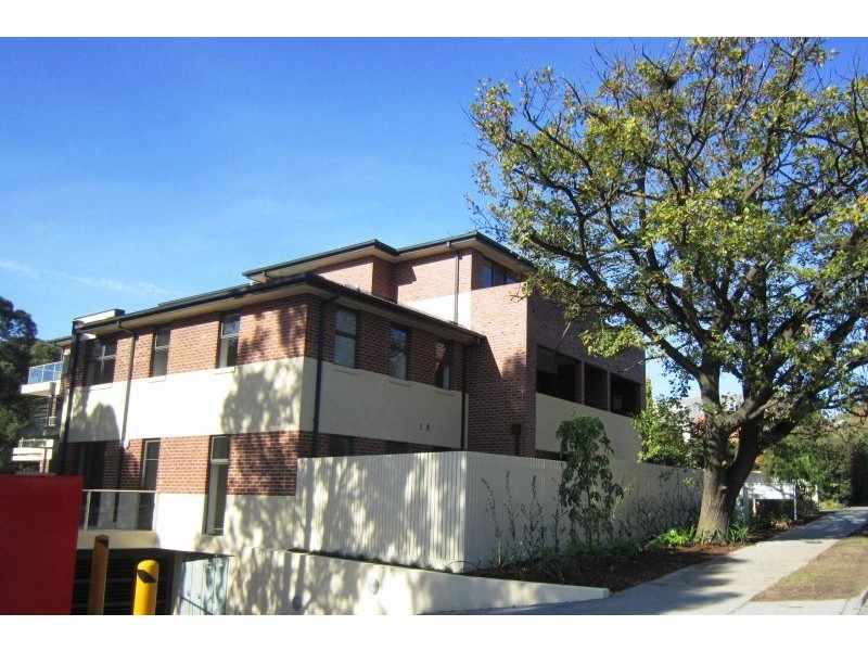 8/1072 Burke Road, Kew VIC 3101