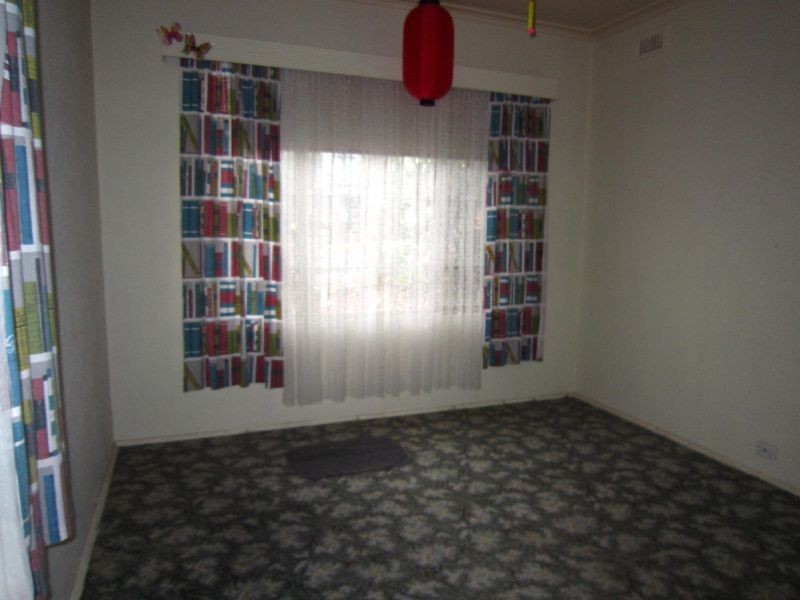 8 Kildare Street, Burwood VIC 3125