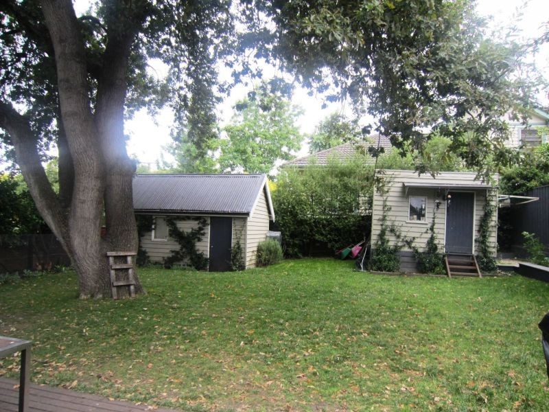 13 Laing Street, Mont Albert VIC 3127