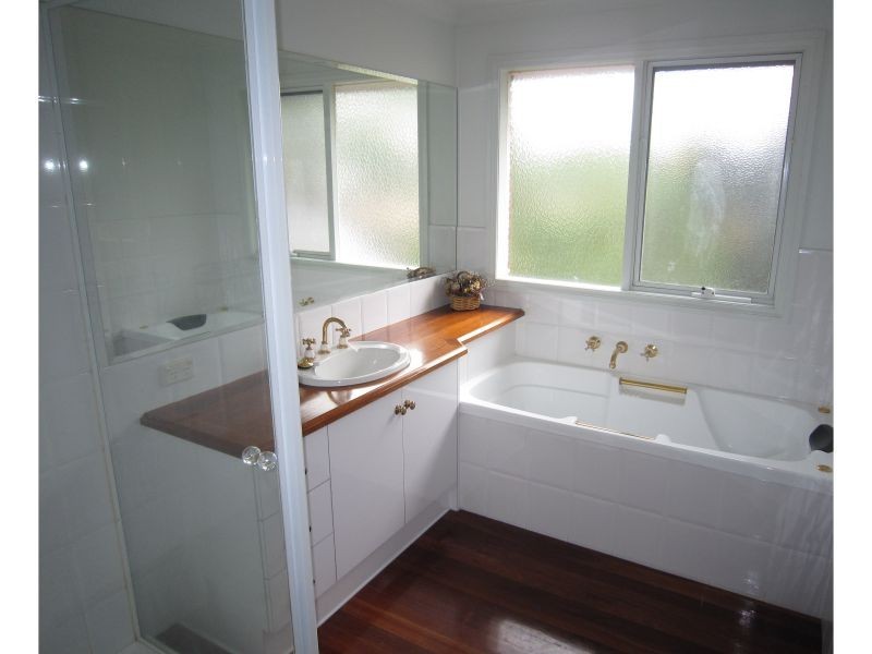 14 Halley Avenue, Camberwell VIC 3124