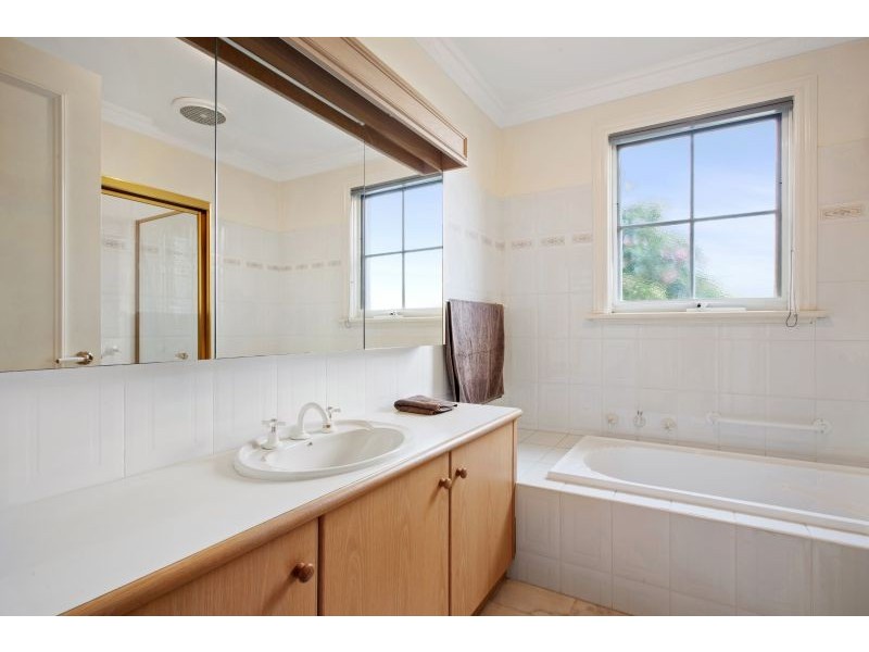 2/43 Yerrin Street, Balwyn VIC 3103