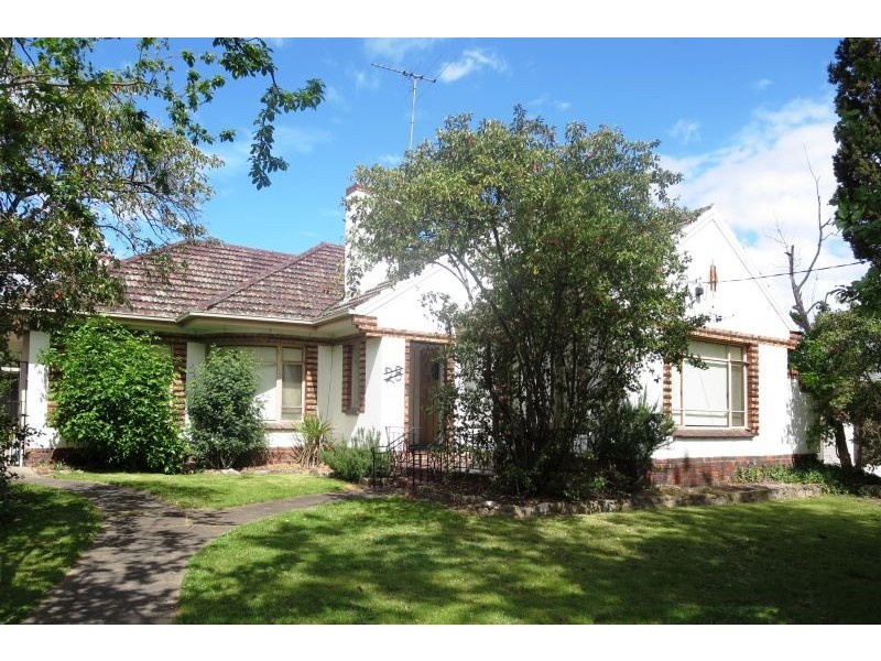 28 Grosvenor Parade, Balwyn VIC 3103